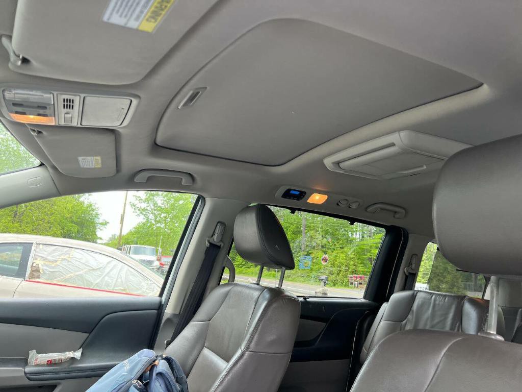 2013 Honda Odyssey Image 5