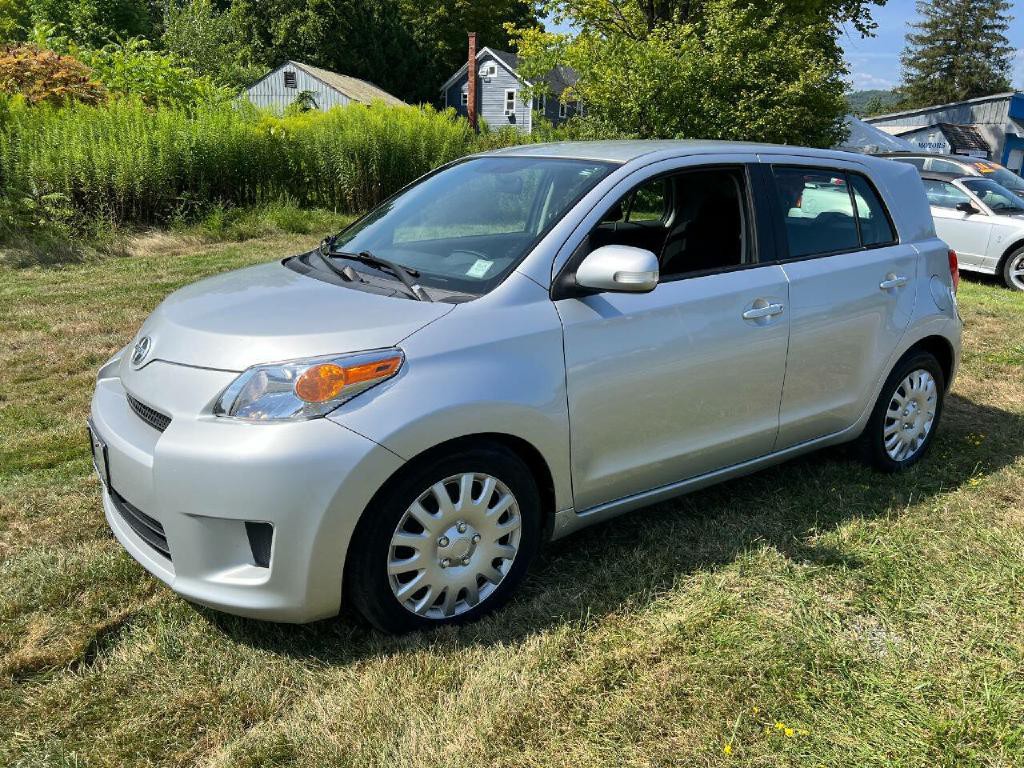 2010 Scion xD Image 3