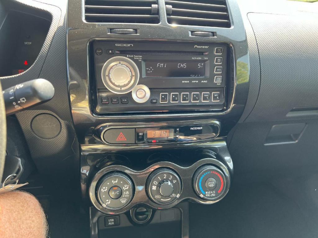 2010 Scion xD Image 12