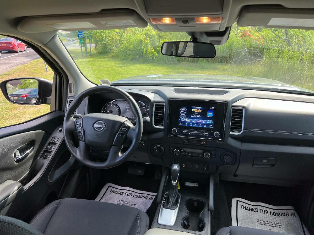 2024 Nissan Frontier Image 10
