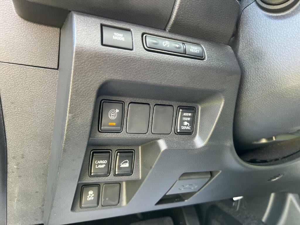 2024 Nissan Frontier Image 17