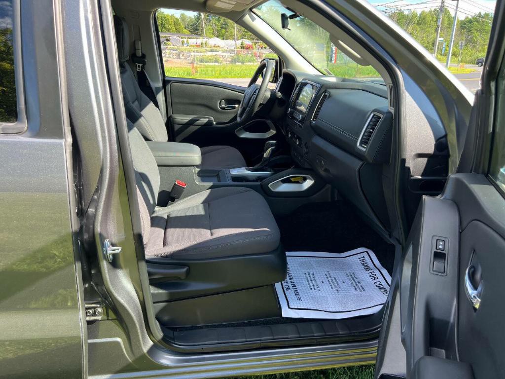 2024 Nissan Frontier Image 27