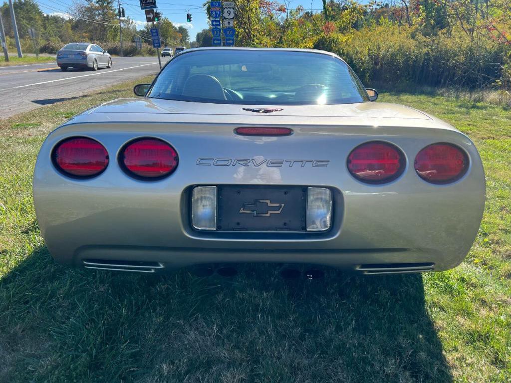1999 Chevrolet Corvette Image 4