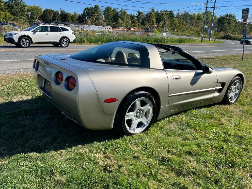 1999 Chevrolet Corvette Image 5