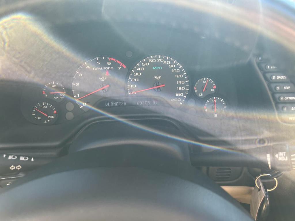 1999 Chevrolet Corvette Image 14