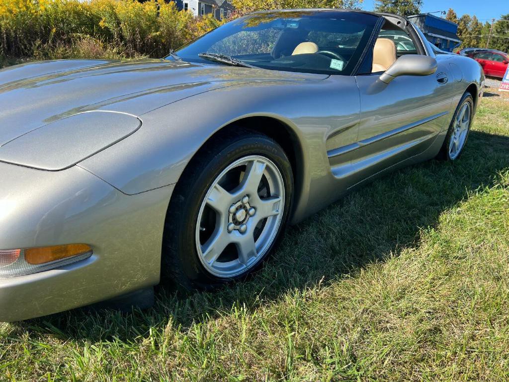 1999 Chevrolet Corvette Image 23