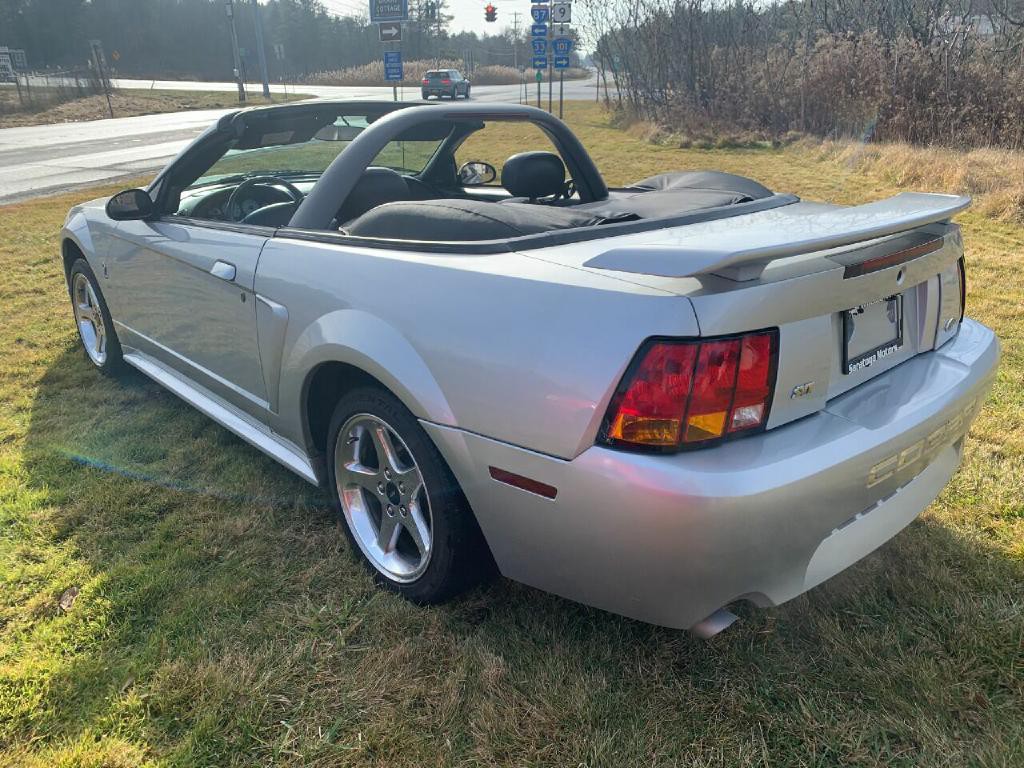 2001 Ford Mustang Image 5