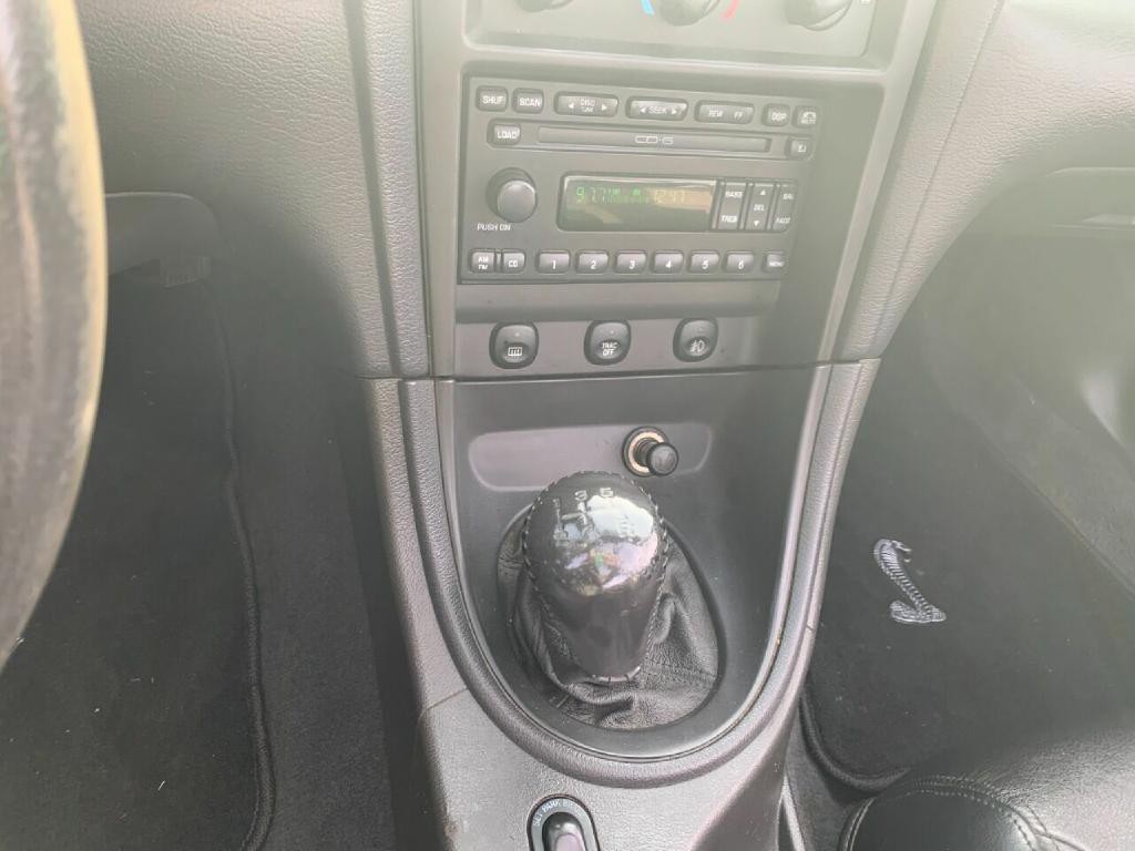 2001 Ford Mustang Image 12