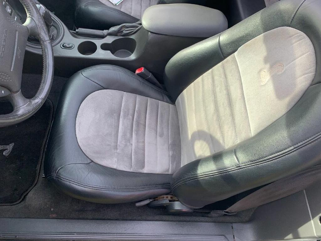 2001 Ford Mustang Image 18