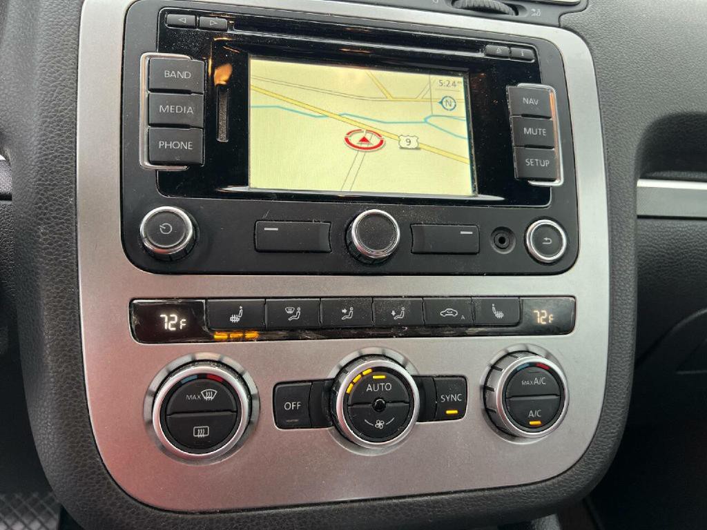 2013 Volkswagen Eos Image 12