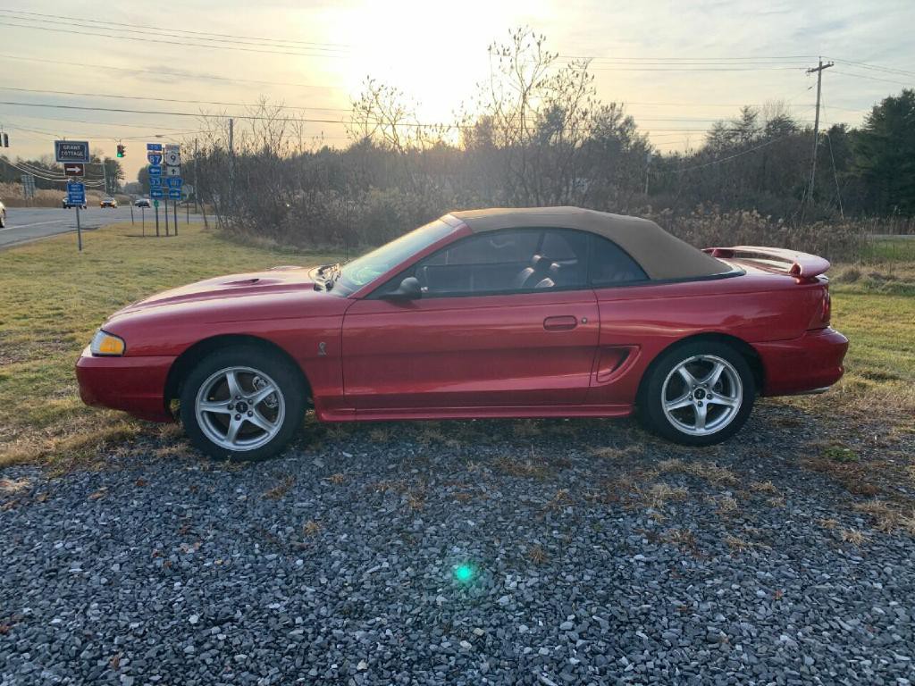 1998 Ford Mustang Image 5