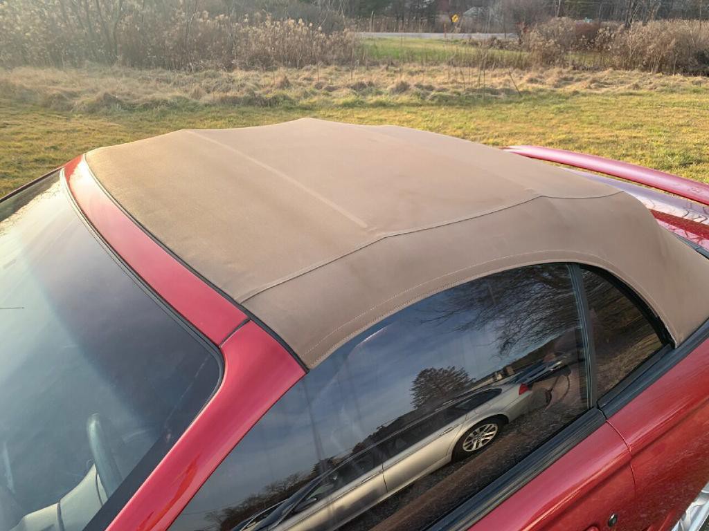 1998 Ford Mustang Image 22