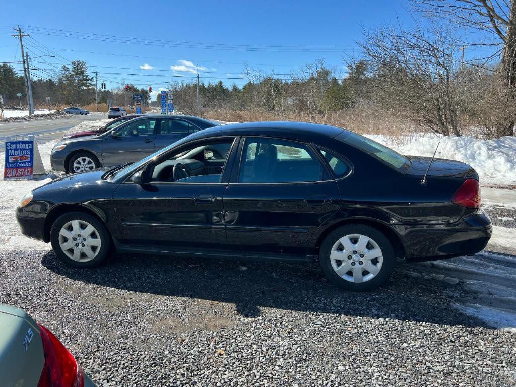 2001 Ford Taurus Image 4