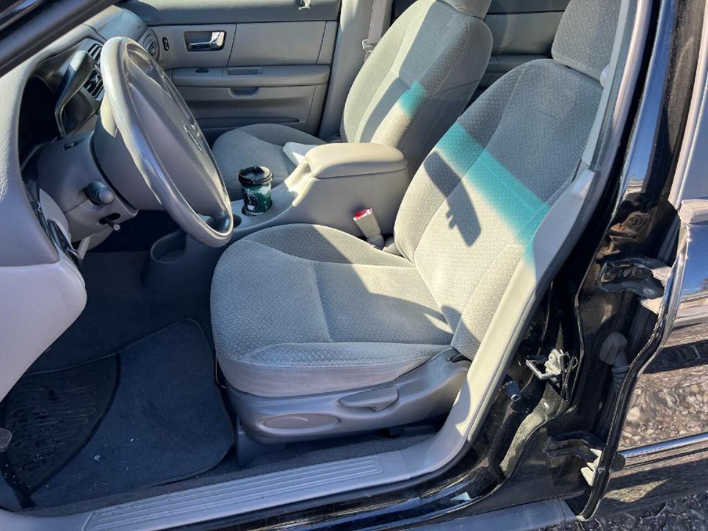 2001 Ford Taurus Image 9