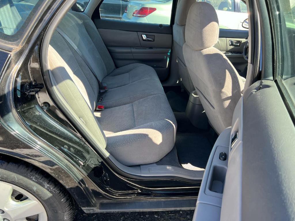 2001 Ford Taurus Image 15
