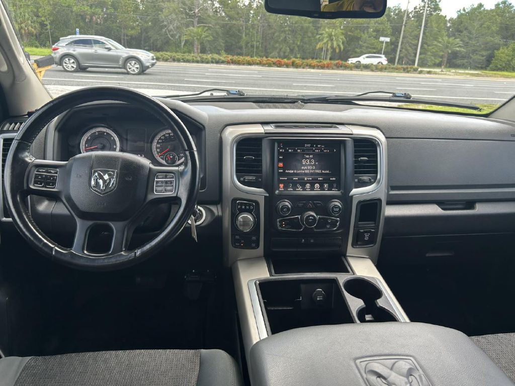 2015 RAM 1500 Image 17