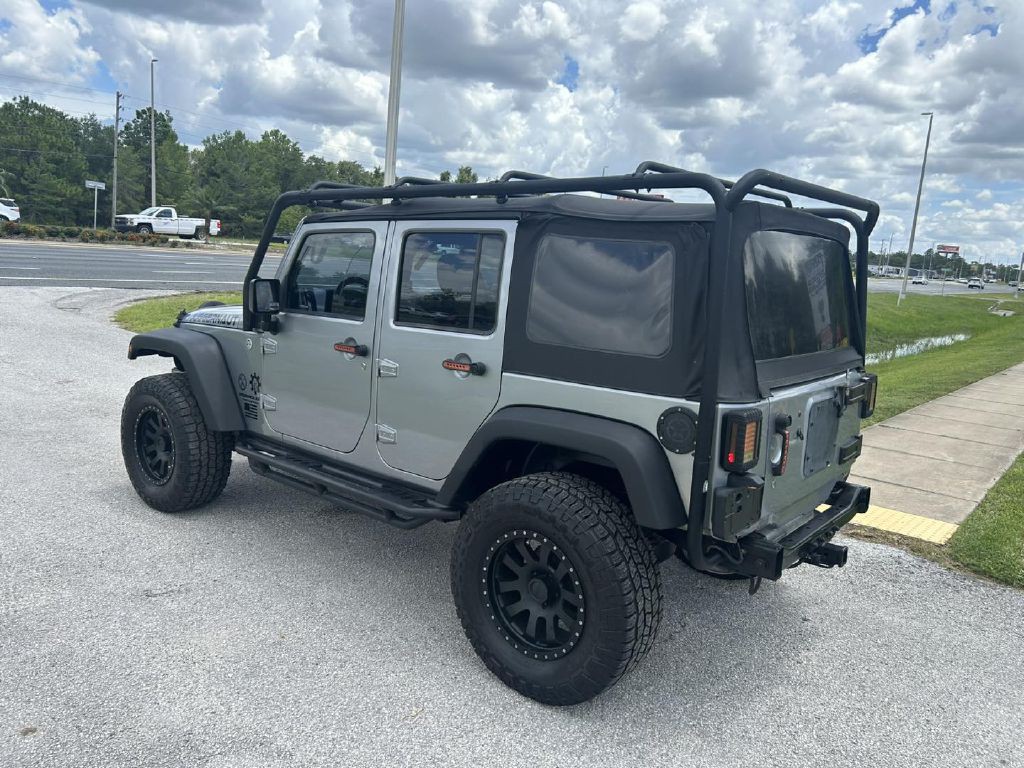 2013 Jeep Wrangler Unlimited Image 5