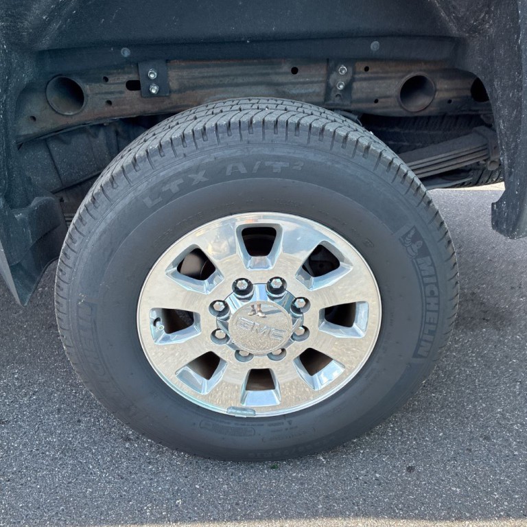 2015 GMC Sierra Image 9