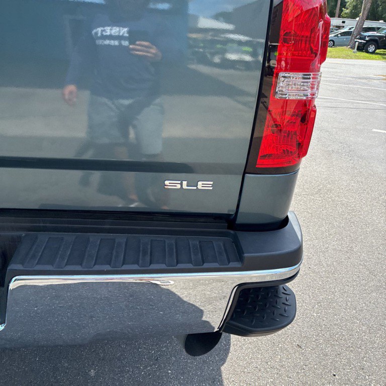 2015 GMC Sierra Image 14