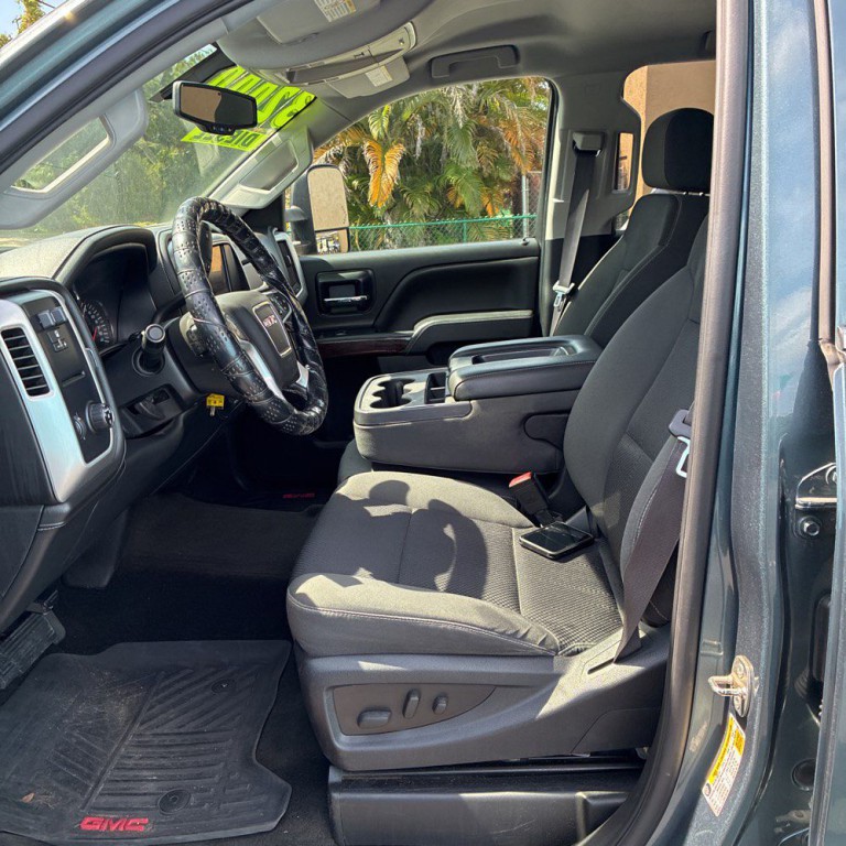 2015 GMC Sierra Image 22