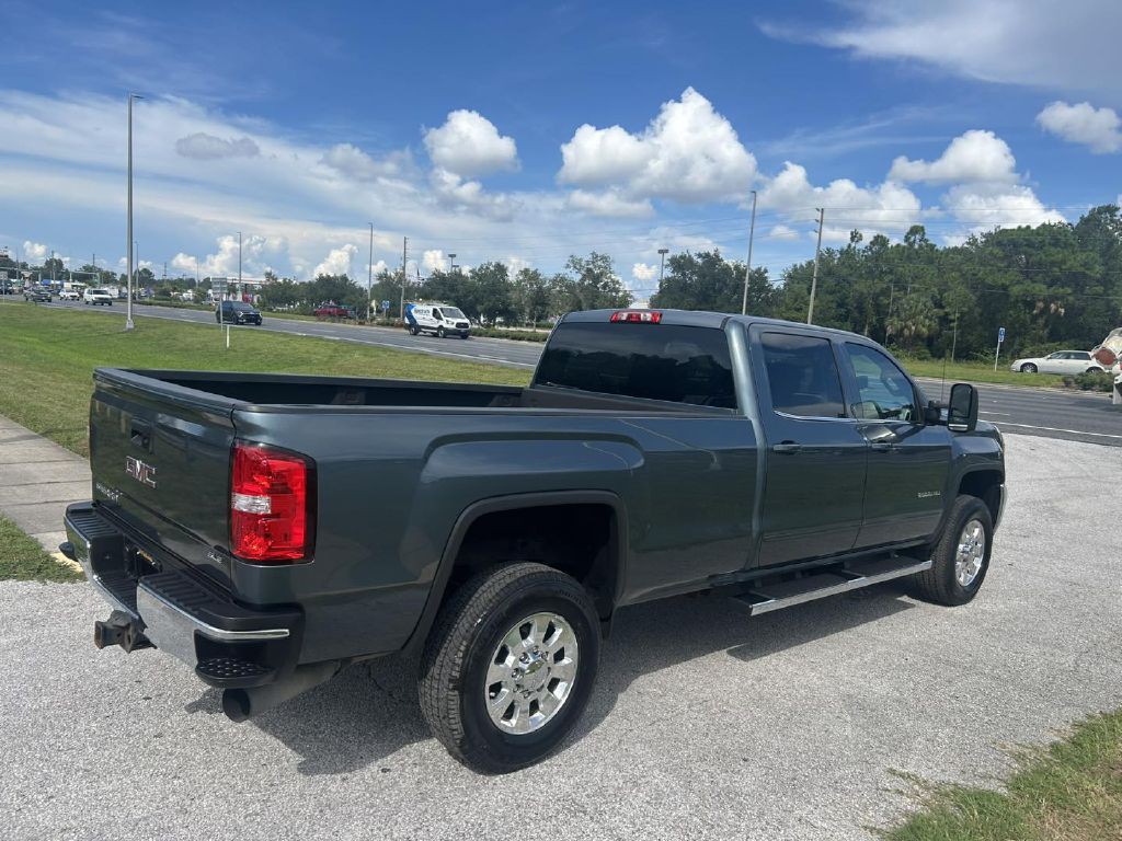 2015 GMC Sierra Image 3