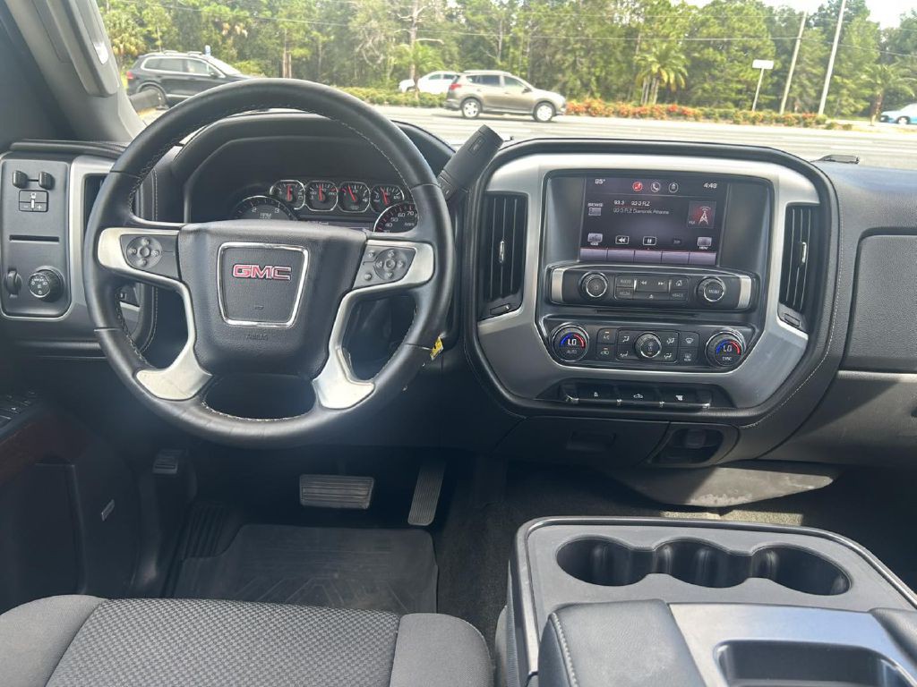 2015 GMC Sierra Image 15