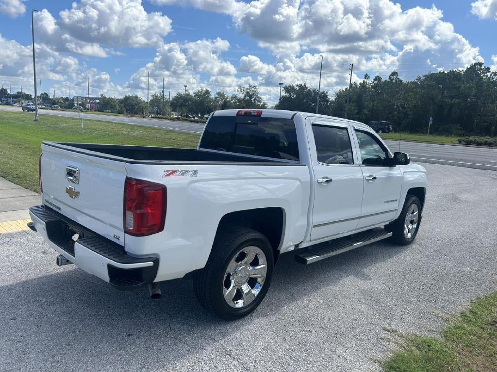 2017 Chevrolet Silverado 1500 Image 3