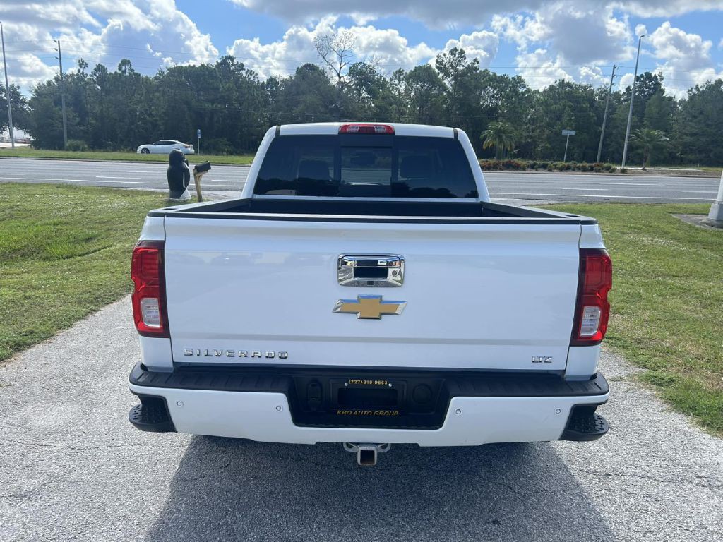 2017 Chevrolet Silverado 1500 Image 4