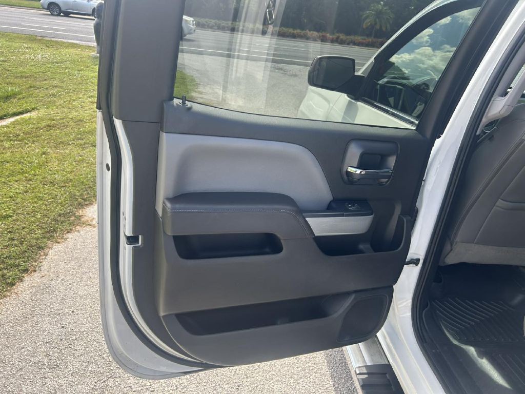 2017 Chevrolet Silverado 1500 Image 13