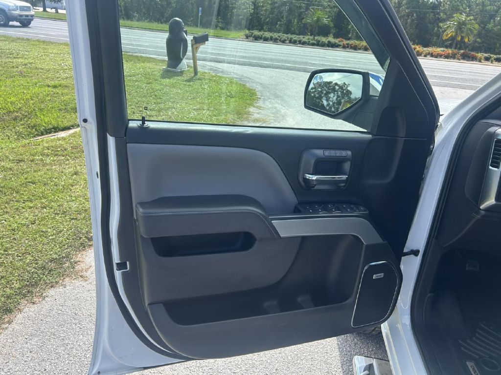 2017 Chevrolet Silverado 1500 Image 16