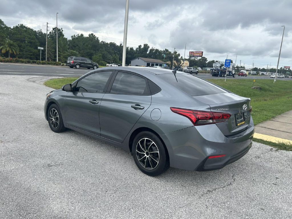 2018 Hyundai Accent Image 5