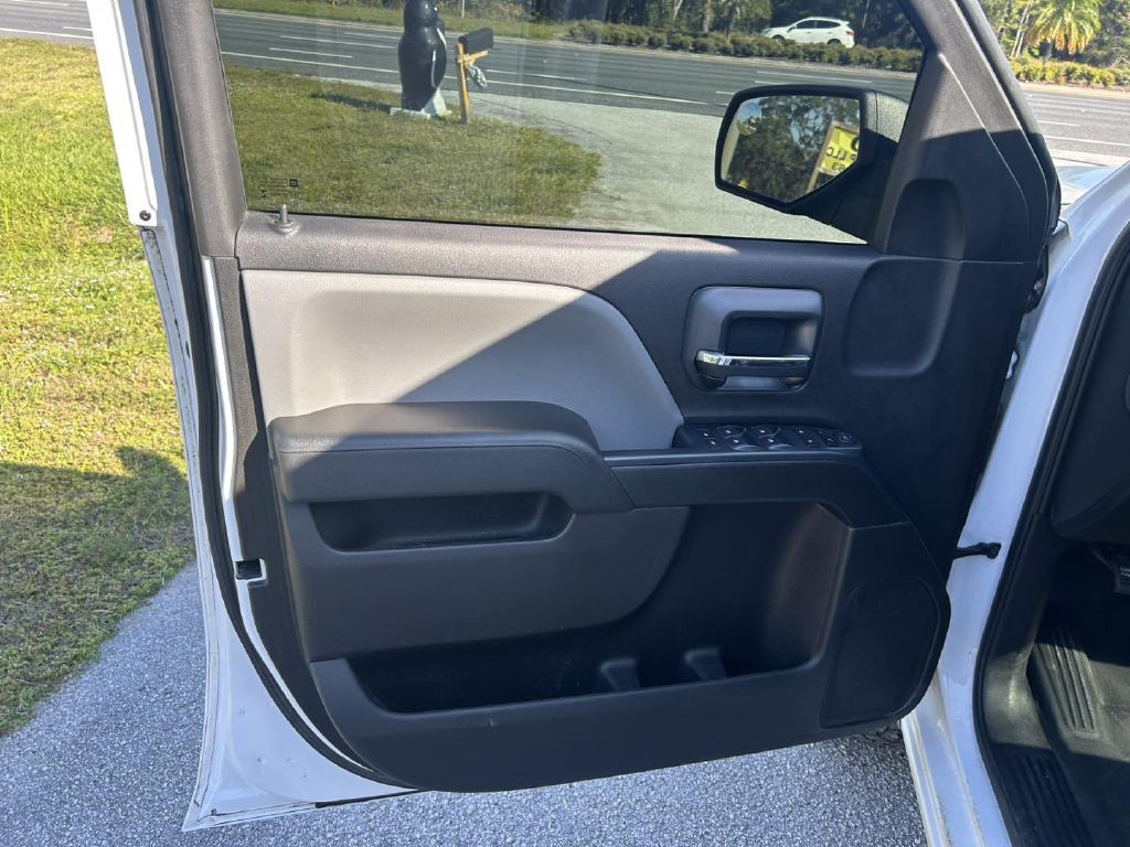 2018 Chevrolet Silverado 1500 Image 16
