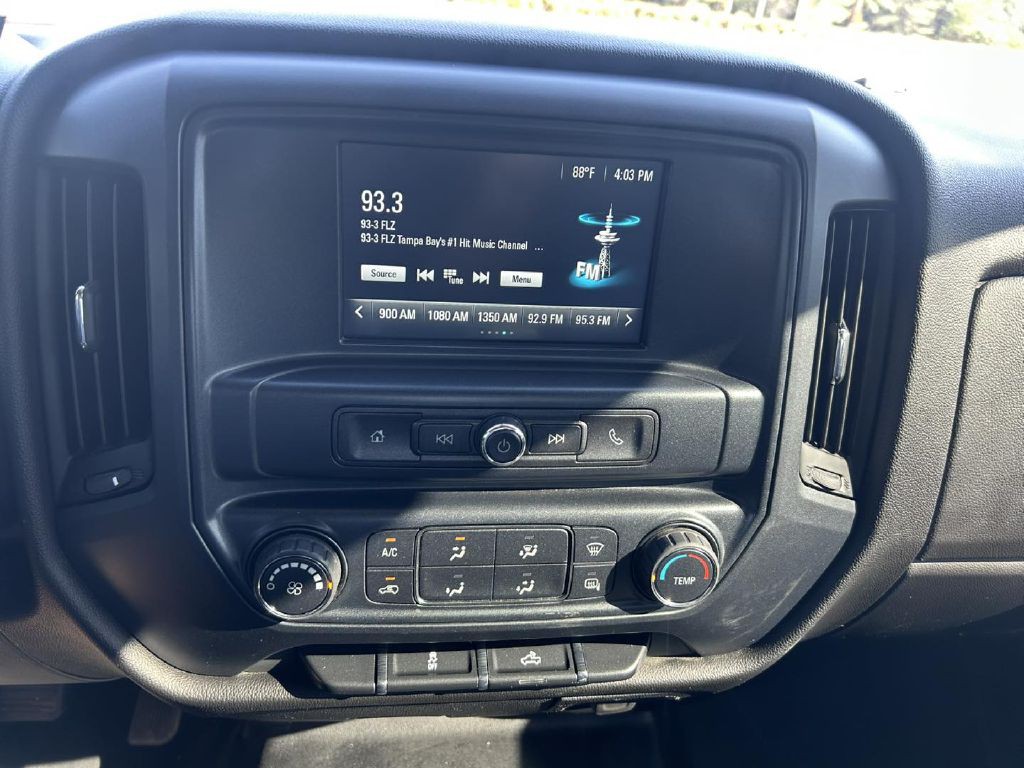 2018 Chevrolet Silverado 1500 Image 18