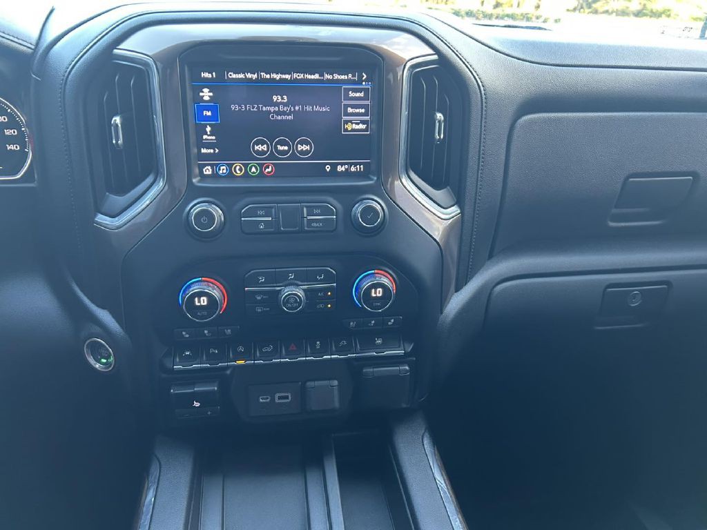 2019 Chevrolet Silverado 1500 Image 18