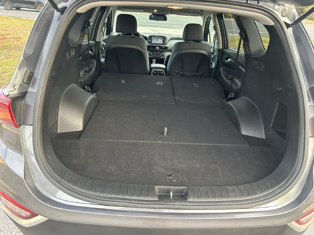 2019 Hyundai Santa Fe Image 12