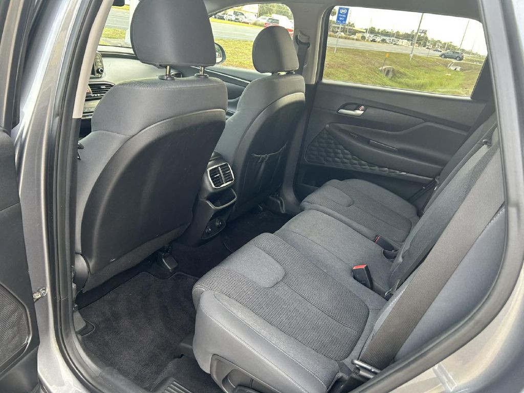 2019 Hyundai Santa Fe Image 14