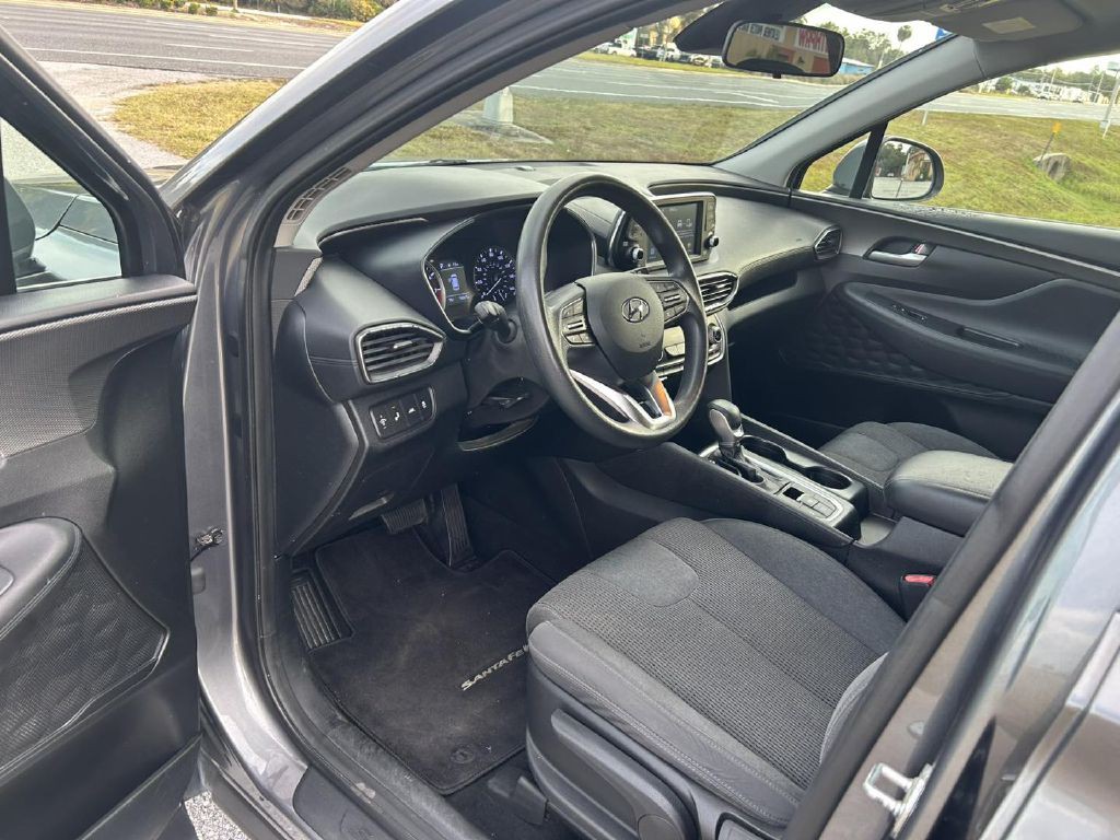 2019 Hyundai Santa Fe Image 17