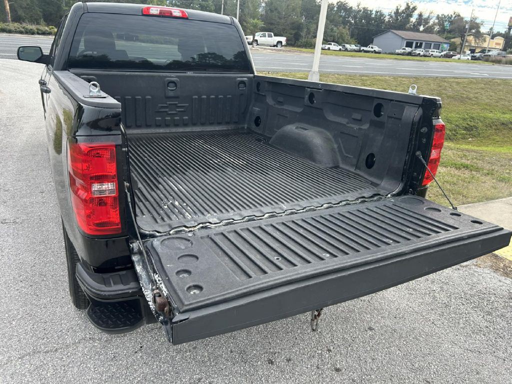 2018 Chevrolet Silverado 1500 Image 12
