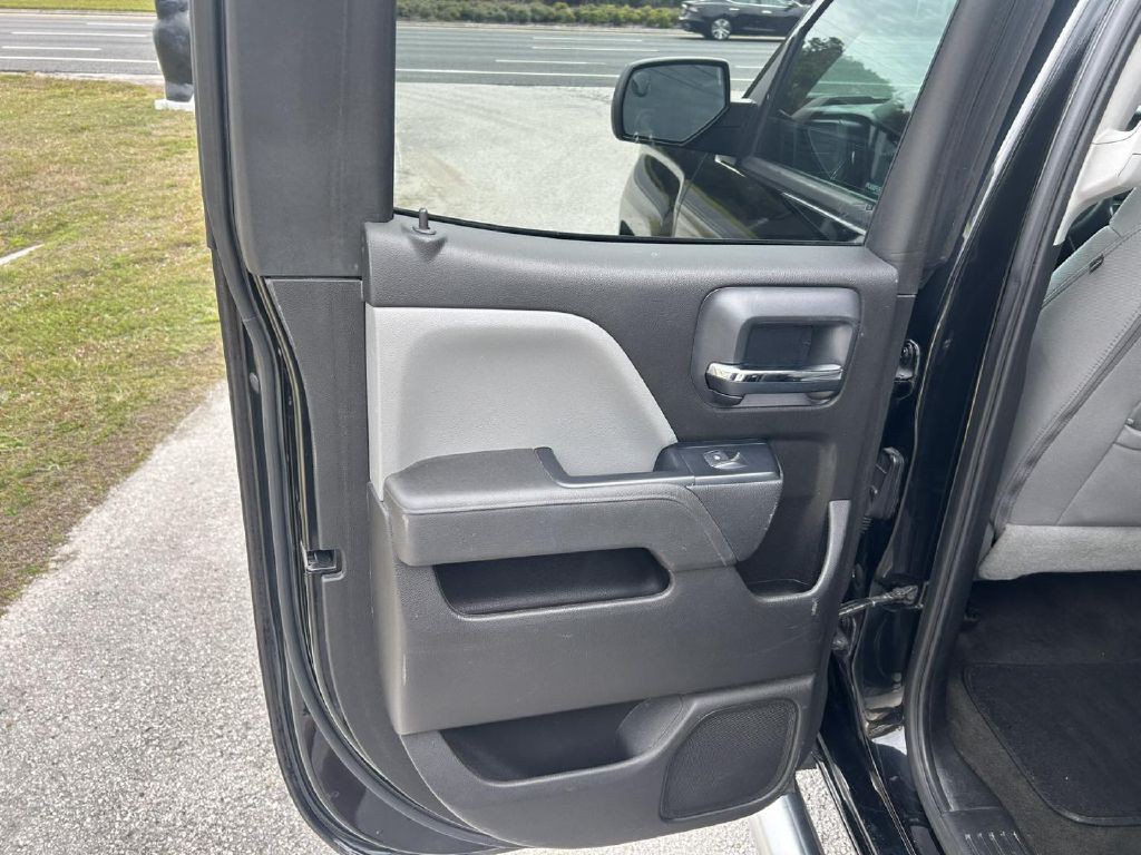 2018 Chevrolet Silverado 1500 Image 13