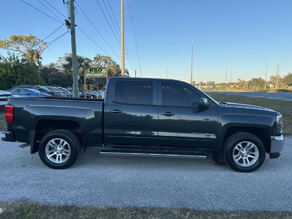 2017 Chevrolet Silverado 1500 Image 2