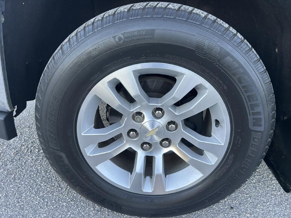 2017 Chevrolet Silverado 1500 Image 9