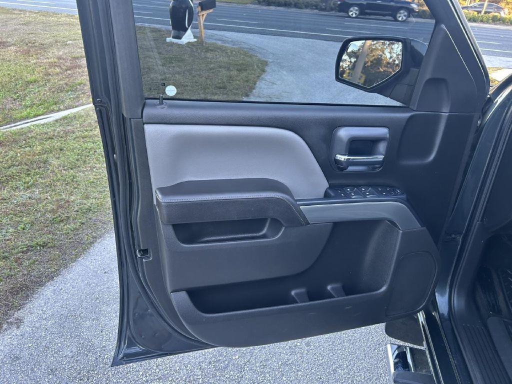 2017 Chevrolet Silverado 1500 Image 16