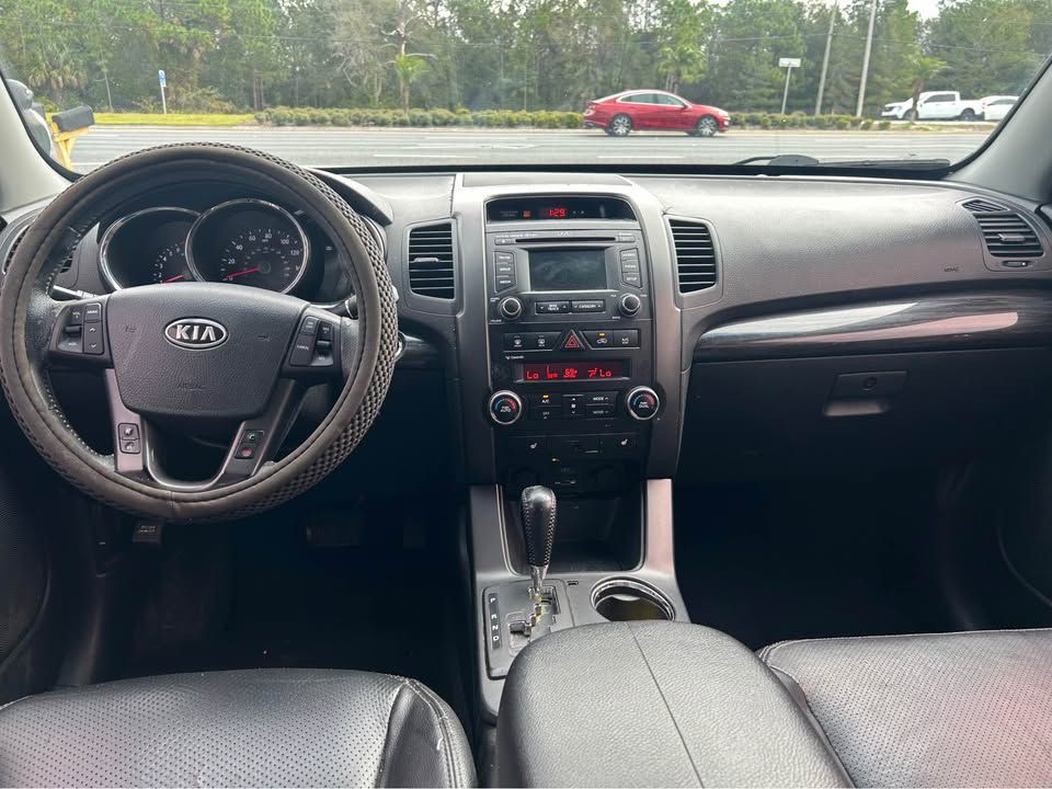 2013 Kia Sorento Image 13
