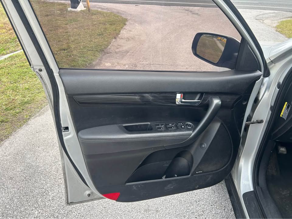 2013 Kia Sorento Image 14