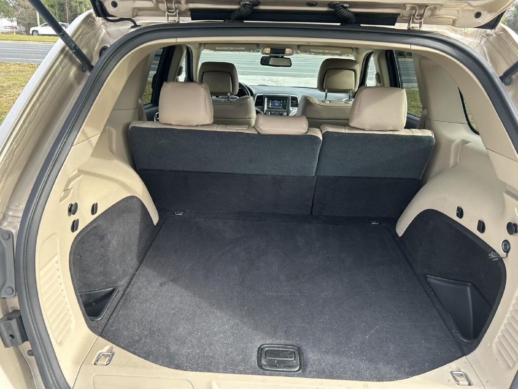 2014 Jeep Grand Cherokee Image 11