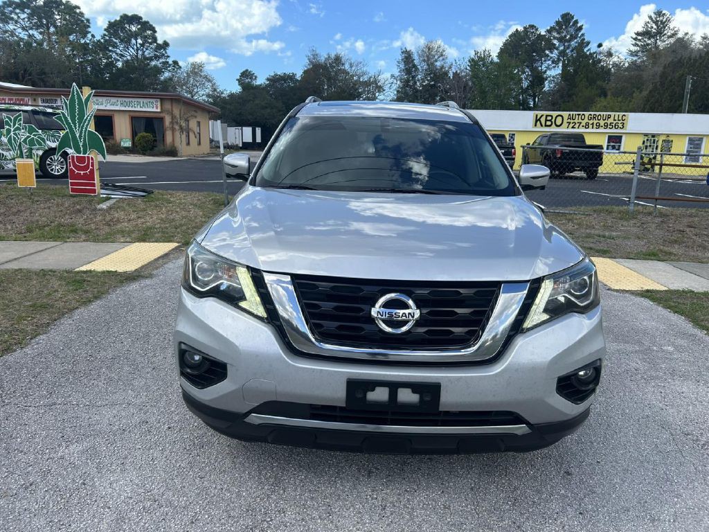 2017 Nissan Pathfinder Image 8