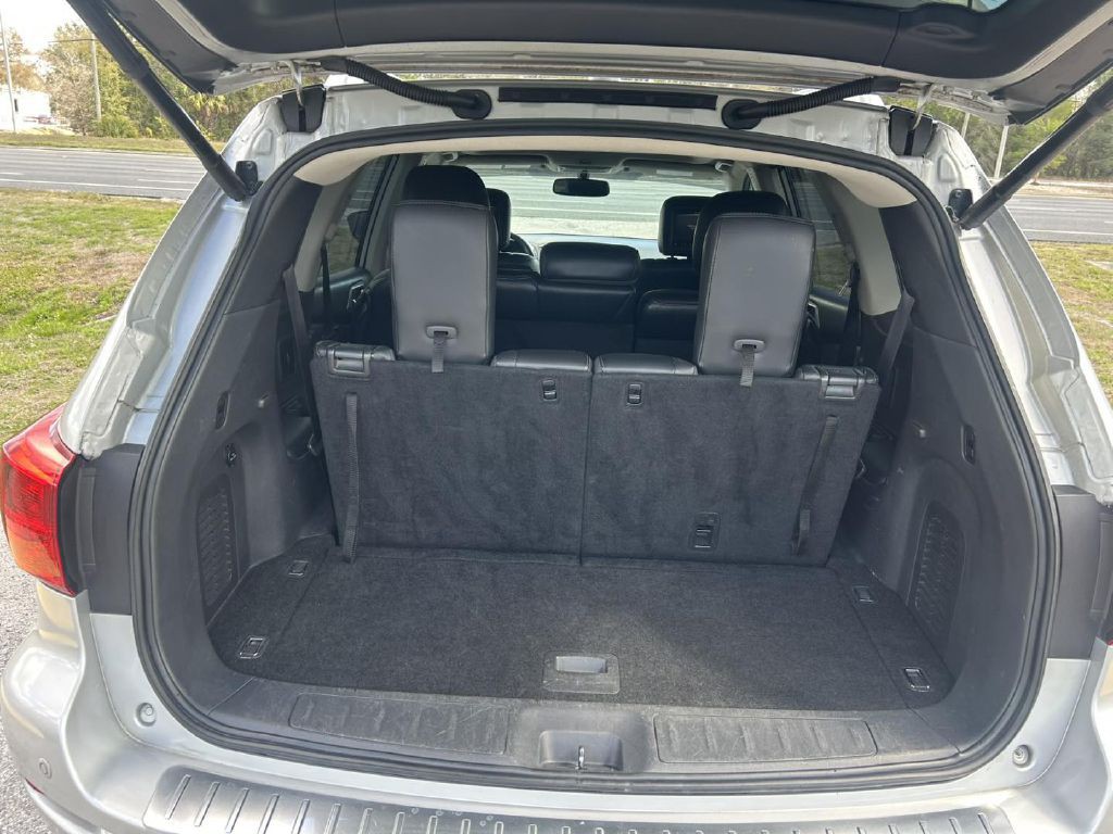 2017 Nissan Pathfinder Image 12
