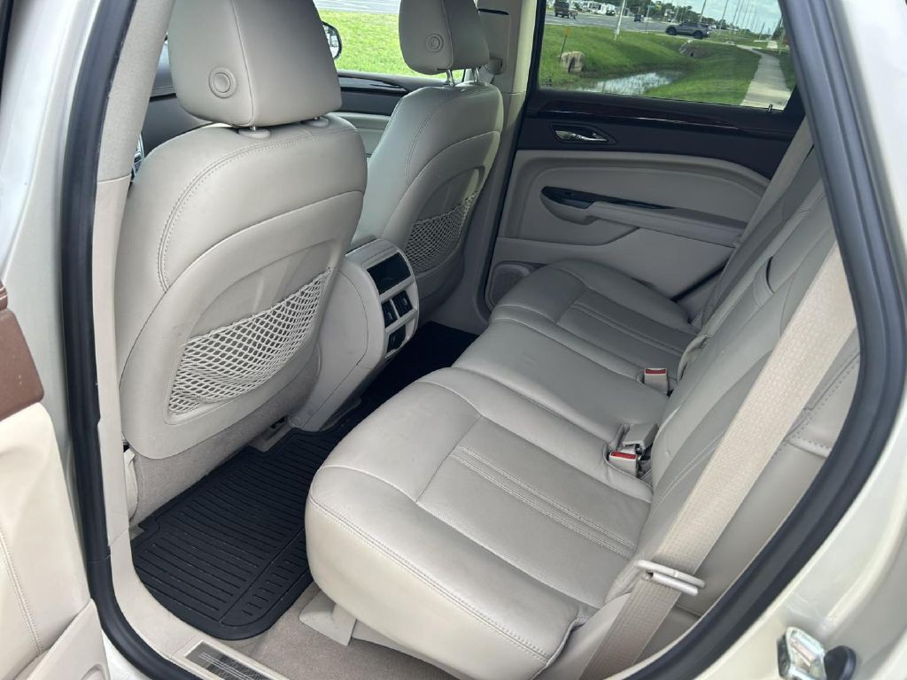 2015 Cadillac SRX Image 14