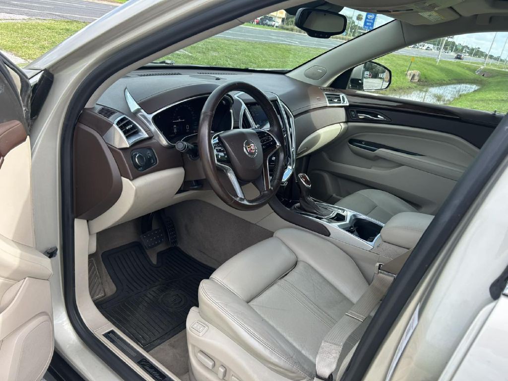 2015 Cadillac SRX Image 17