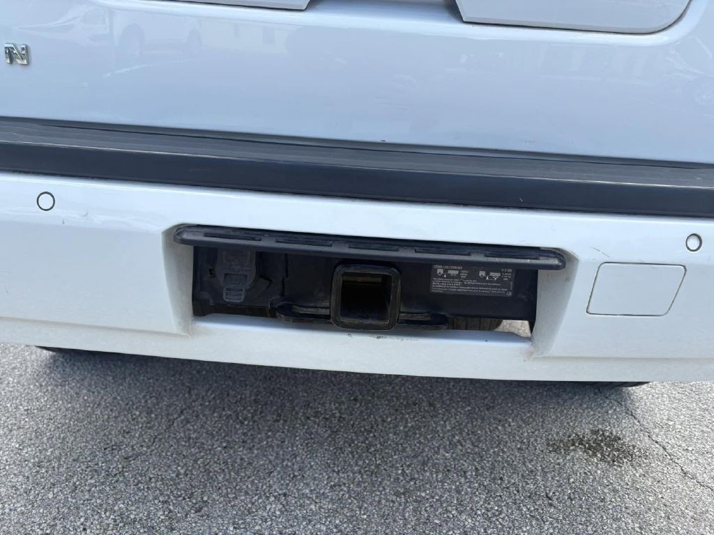 2017 Chevrolet Suburban Image 12